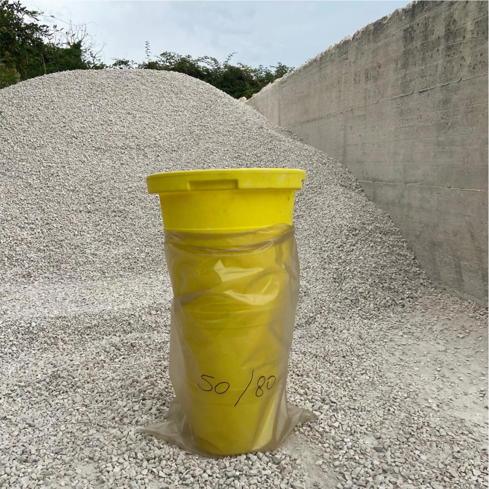 Dispozitiv pentru umplerea sacilor TEKCNOPLAST