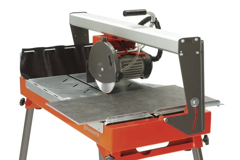 Masa taiat placi ceramice Husqvarna TS 66 R, 0.8 kW, disc 200 mm, lungime taiere 660 mm