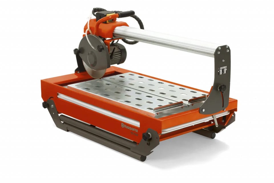 Masa taiat placi ceramice Husqvarna TS 73 R, 1.3hp, 230V (EU), 1 kW, disc 230 mm, adancime taiere 50mm, lungime taiere 730 mm, 47kg
