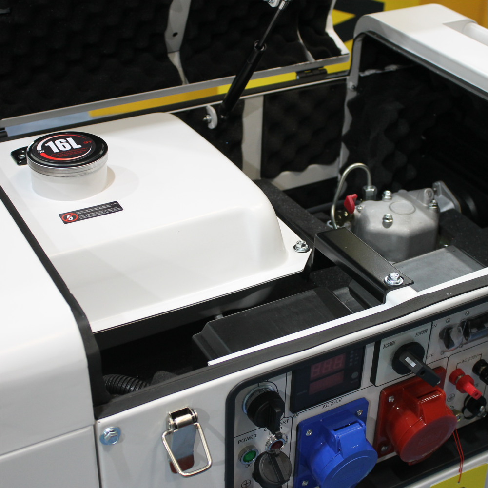 Generator SCDG10000SE TEQ, Putere max. 7,5 kW / 9.4 kVA, 400/230V, AVR, motor Diesel