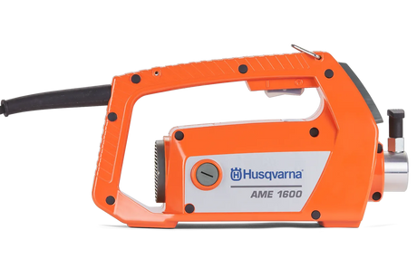 Vibrator beton AME 1600  cu arc flexibil 4m si  Cap vibrator Husqvarna AT 39 mm
